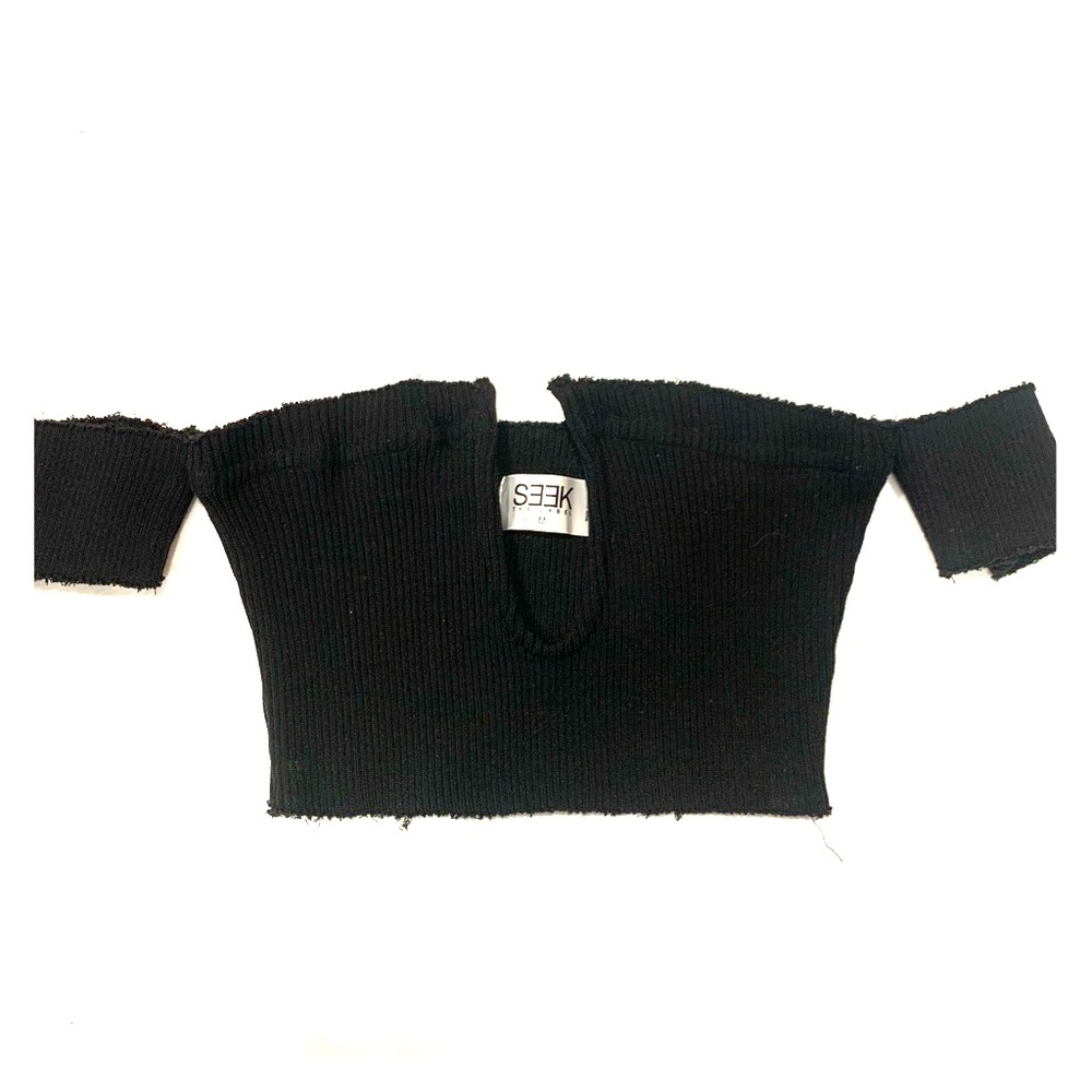 LF Seek Crop Top